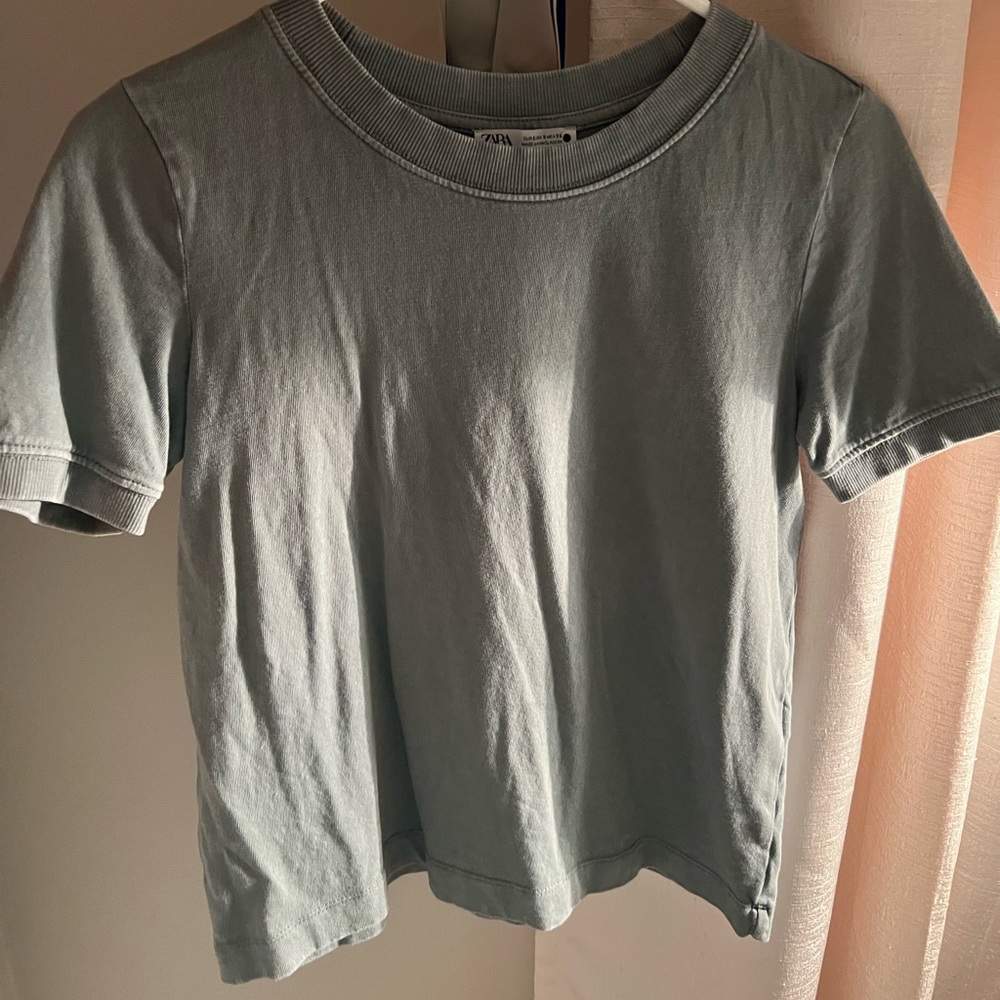 Zara tee